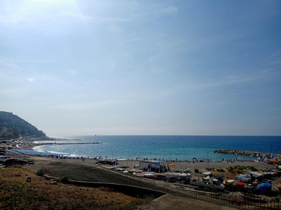 Vista Mare Casa Vacanze Ospedaletti Exterior foto